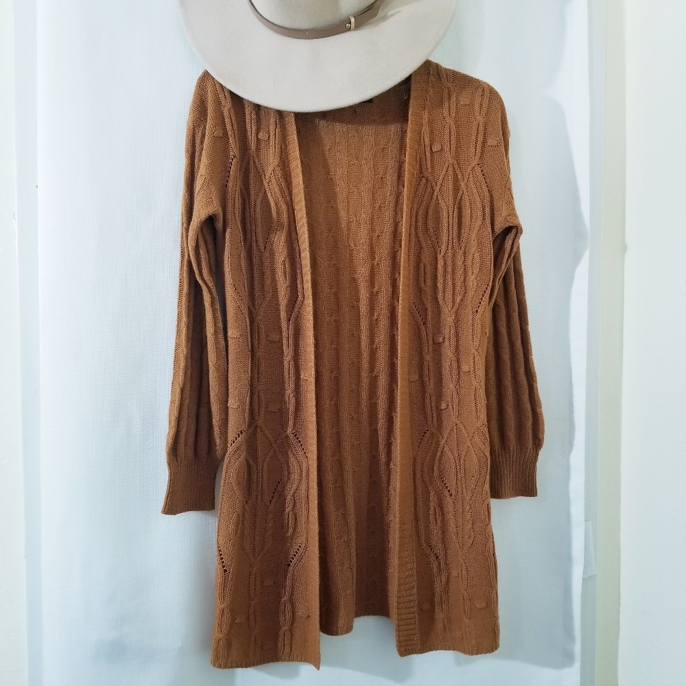Knitted cardigan